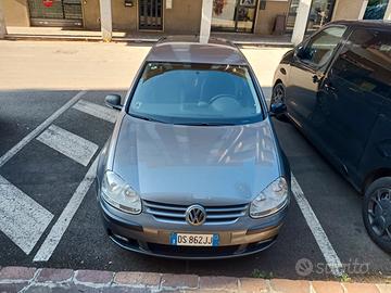 Auto Golf gtdi 105 cv