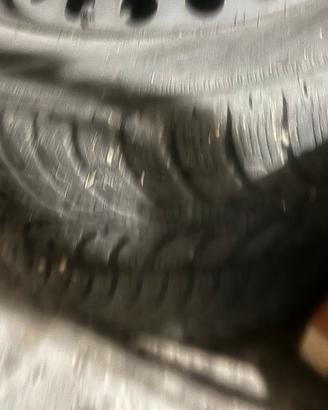 4 gomme da neve + cerchi 4 fori