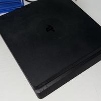 PlayStation 4 Slim + 2 Controller + 7 Giochi