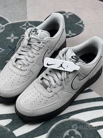 Sneakers basse Nike Air Force 1, grigie 45