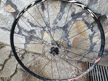 ruota posteriore syncross xr2.0 solo per ricambi