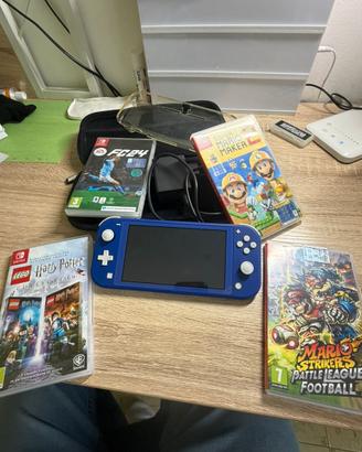 Nintendo Switch Lite Blu + 4 giochi