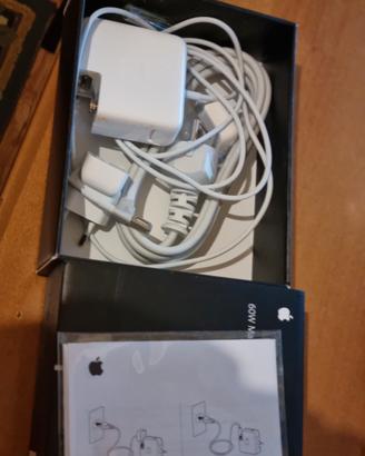Apple 60W Magsafe adapter