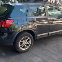 NISSAN QASHQAI 2008 SOLO PER RICAMBI