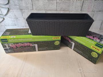 Fioriere da balcone in stile rattan