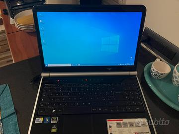 Notebook Packard Bell TJ65 con alimentatore