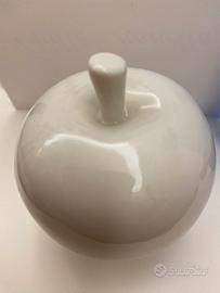 Soprammobile: mela in ceramica