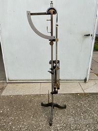 Strumento vintage per misurare resistenza lana