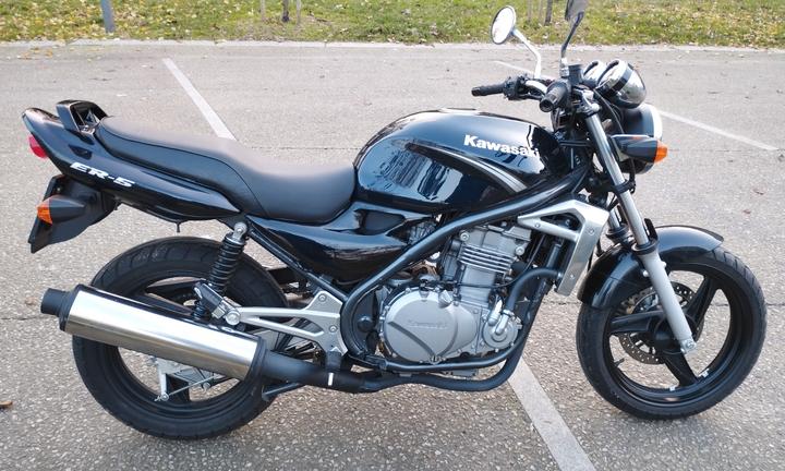 Kawasaki ER 5 - 2004