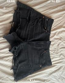 pantaloncini di jeans