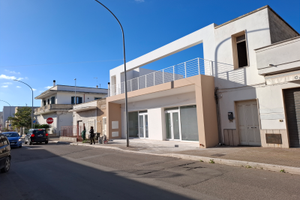 Locali commerciali negozi Copertino max visibilità