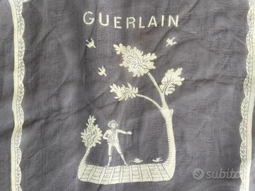 1 sciarpa + 1 fazzoletto Guerlain