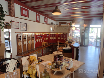 Enoteca avviatissima