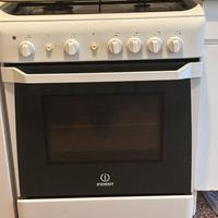 Cucina gas Indesit