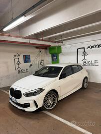 Bmw serie 1 F 40