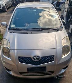 Toyota Yaris 1.4 d4d 2007 motore 1NDTV per ricambi