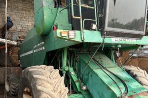 Mietitrebbia e mulino mangime