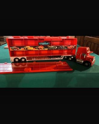 Cars camion Mack