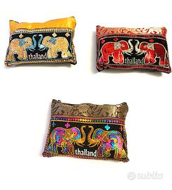 Pochette etniche ricamate  – Thailandia 🐘✨