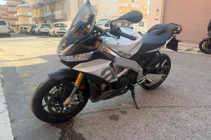 Aprilia Tuono V4-2022