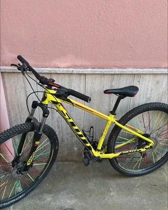 SCOTT  MTB
