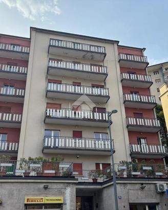 3 LOCALI A TRIESTE
