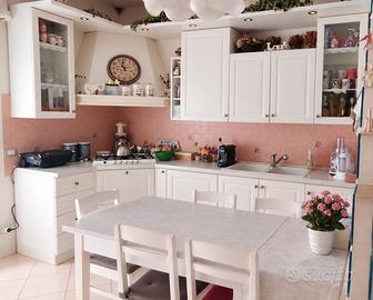 CUCINA COMPONIBILE "VENETA CUCINE" 