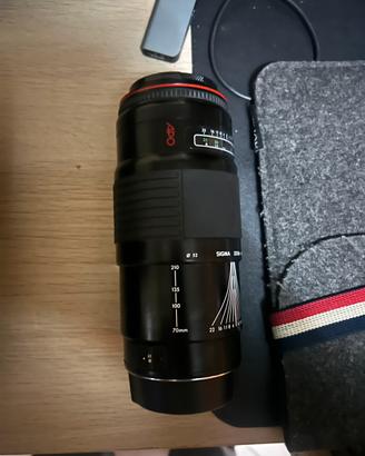 Obiettivo Sigma Apo 70-210mm f3.5-4.5 attacco EF