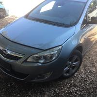 RICAMBI Opel Astra J 1.7 81kW 110Cv A17DTR 2010