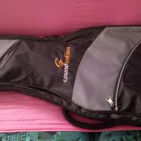 Custodia morbida SOUNDSATION per chit. elettrica