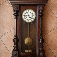 Orologio a pendolo, funzionante, da restaurare