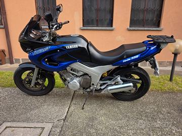 Yamaha TDM 850