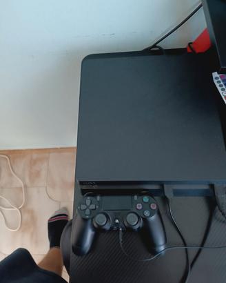  PlayStation 4 con tastiera gaming 