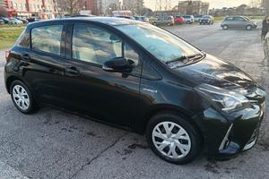Toyota Yaris ibrido 