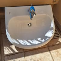 lavabo bagno sospeso 