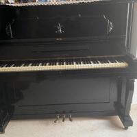 Pianoforte a pareta