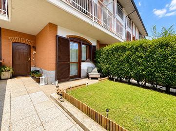 VILLA A SCHIERA A NICHELINO