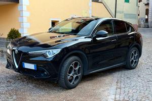 Alfa Romeo Stelvio Q4 210 CV – 2018 – 75.000 km