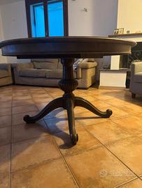 Tavolo in Legno Rotondo