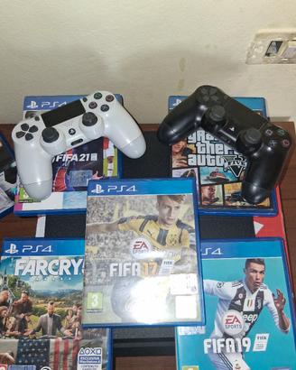 PS4 SLIM CON 6 GIOCHI E 3 CONTROLLER