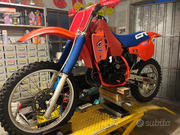 Honda cr 250 84