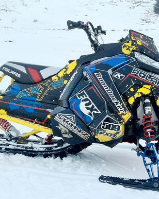 Motoslitta polaris