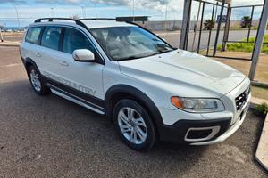 VOLVO XC70 MOMENTUM D4 AUT. 