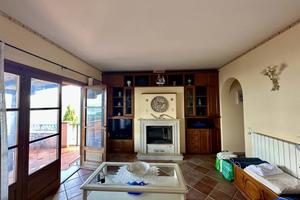 Villa di 105 m² con più di 5 locali e posto auto a
