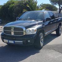 Dodge ram 1500 Laramie - 5.7 CC V8