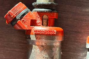 Iniettori toyota celica T18 cod. 23250-16160