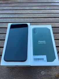 iPhone X 64 GB + cover leather folio