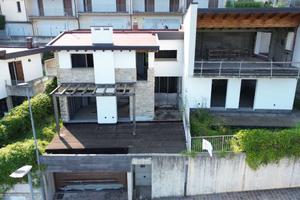 VILLA SINGOLA A PALAZZAGO