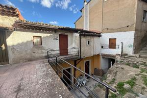 CASA SEMINDIPENDENTE A CORIGLIANO-ROSSANO