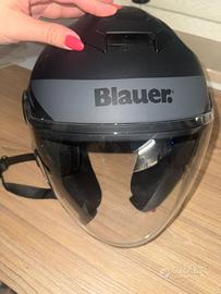 Casco blauer.